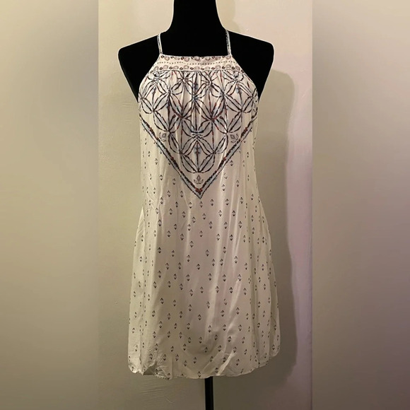 ECOTE by‎ URBAN OUTFITTERS Gigi Mixed Print T-Back Frock Mini Dress - Picture 4 of 8